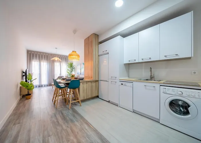 Appartamento Centre Pool & Parking *